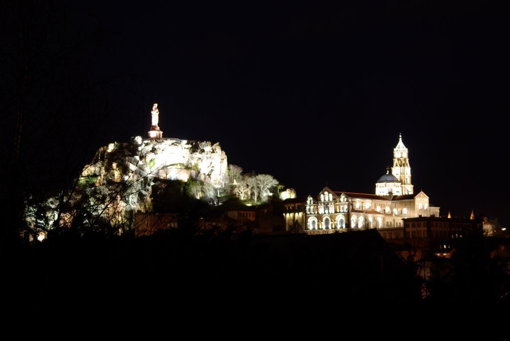 Le Puy-en-Velay Villa Loriline المظهر الخارجي الصورة